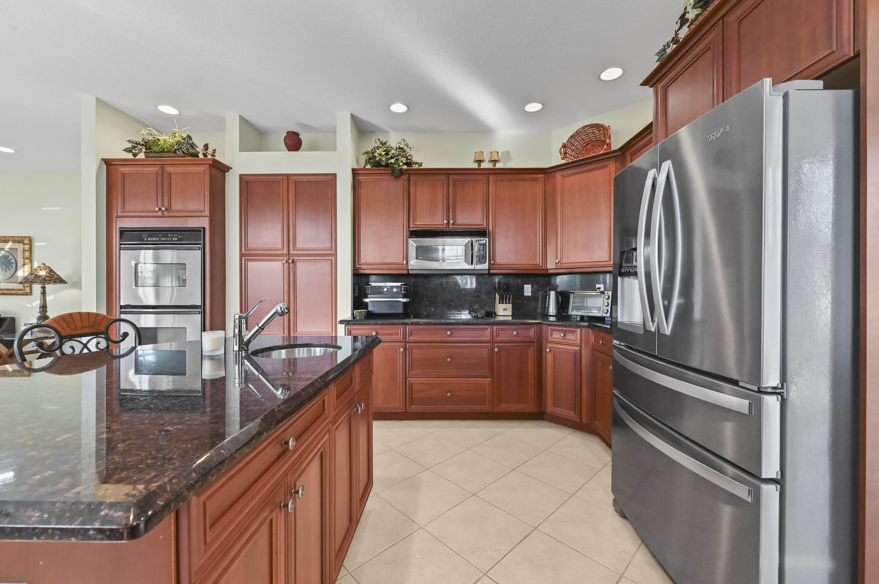 3111 Hamblin Way Wellington, FL 33414 - Photo 13 of 66 11 Kitchen 01