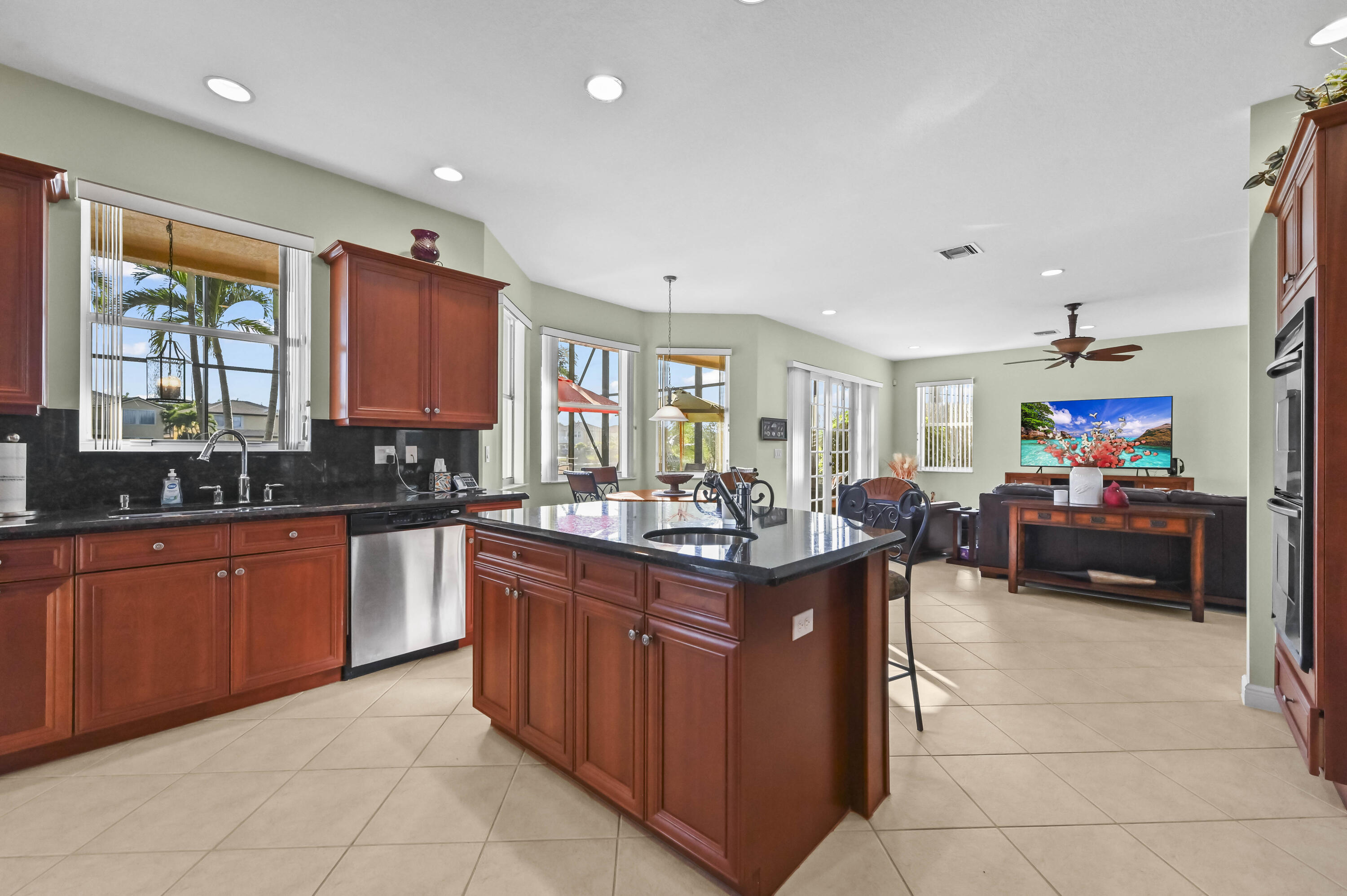 3111 Hamblin Way Wellington, FL 33414 - Photo 14 of 66 12 Kitchen 02