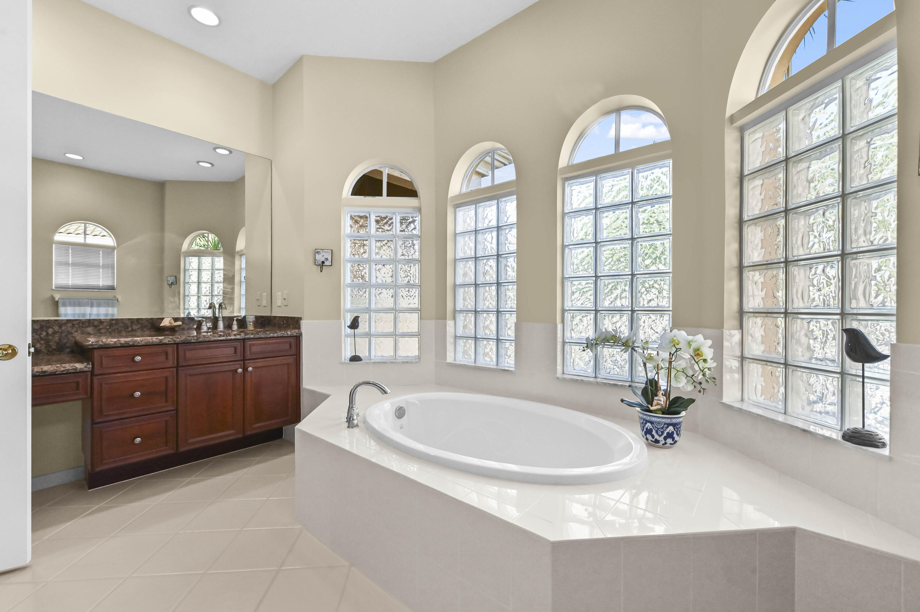 3111 Hamblin Way Wellington, FL 33414 - Photo 26 of 66 46 Bathroom 05