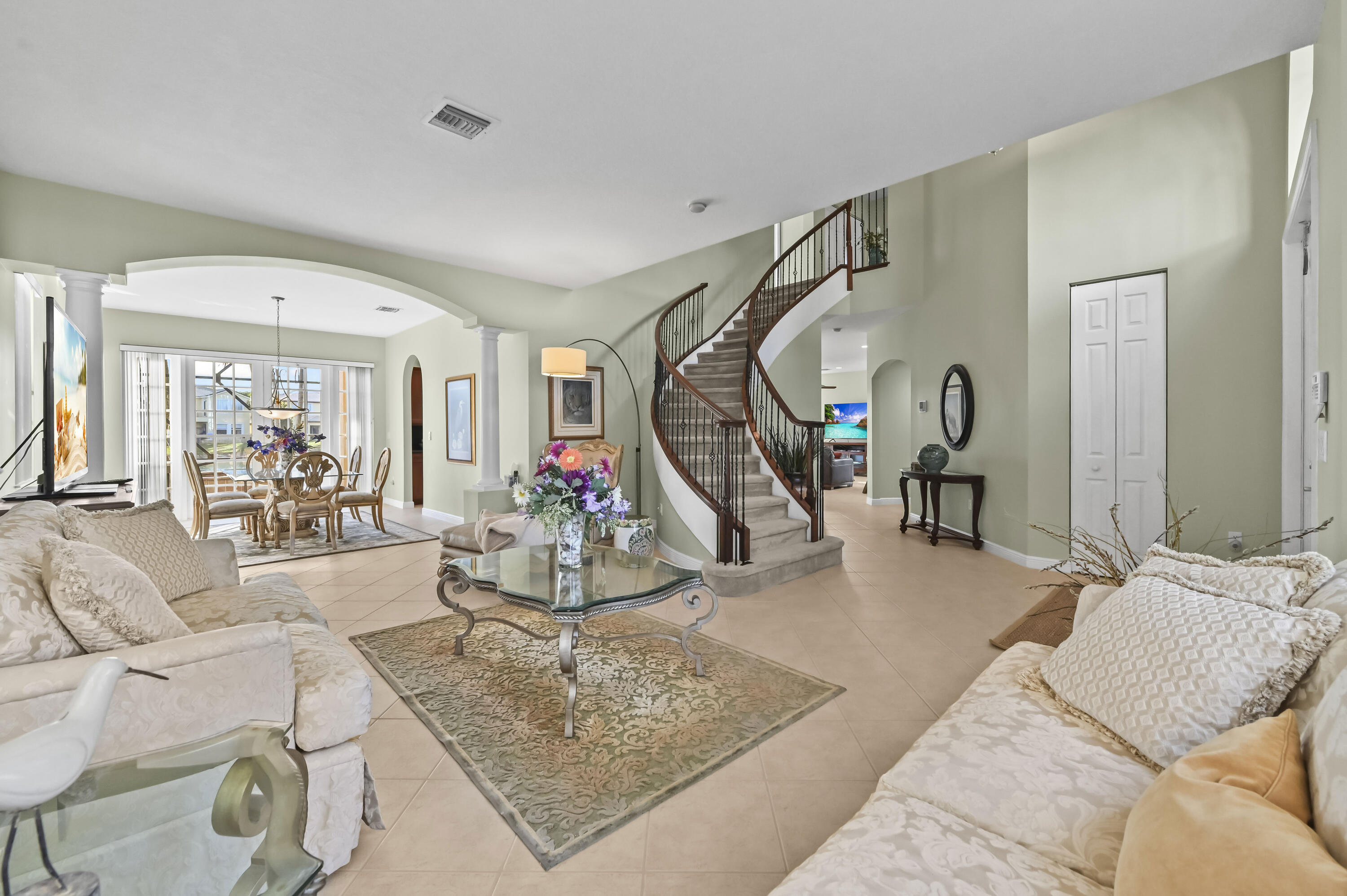 3111 Hamblin Way Wellington, FL 33414 - Photo 8 of 66 06 Living room 02