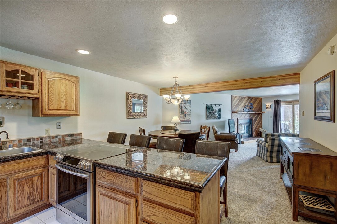 9401 Ryan Gulch Road, Unit 4 Silverthorne, CO 80498 - Photo 4 of 26 Gallery Image 4