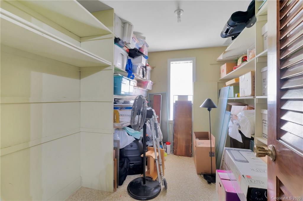 4527 Gaynor Road, Unit 101 Charlotte, NC 28211 - Photo 26 of 31 Gallery Image 26