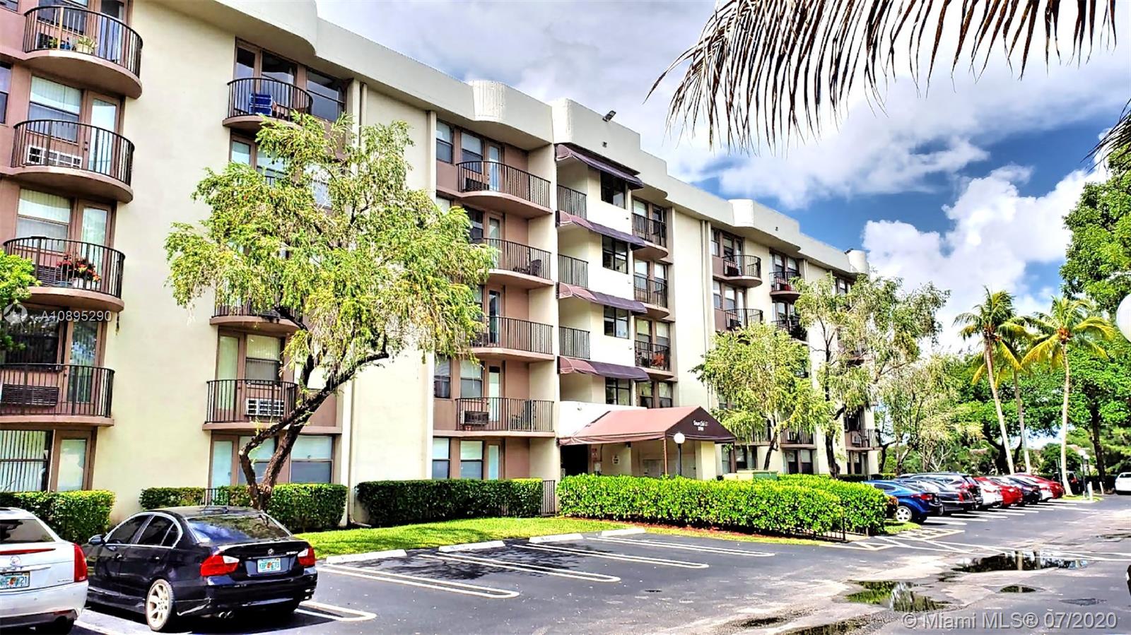 2701 Riverside Drive, Unit 514B Coral Springs, FL 33065 - Photo 17 of 22 a building view