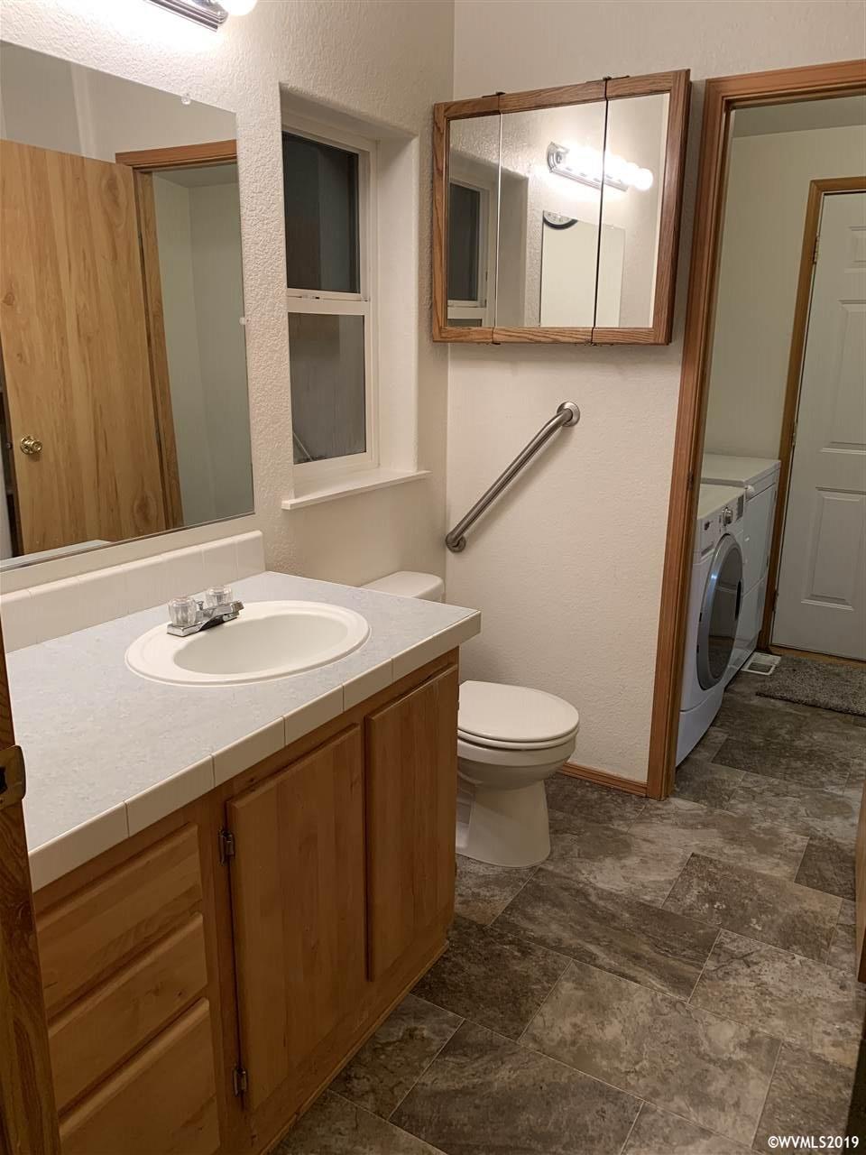 34505 Riverside Drive, Unit 30 Albany, OR 97321 - Photo 5 of 6 Gallery Image 5