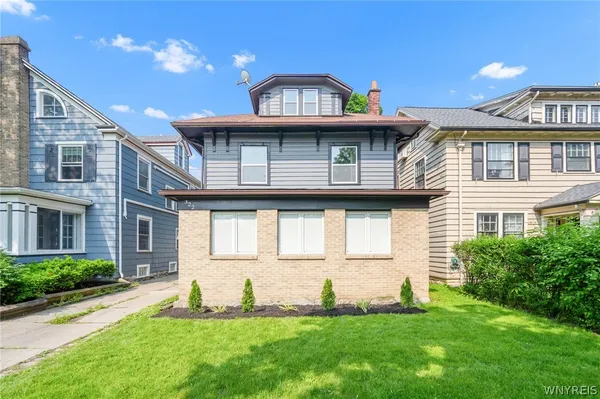 $369,900 | 322 Voorhees Avenue, Buffalo, NY 14216