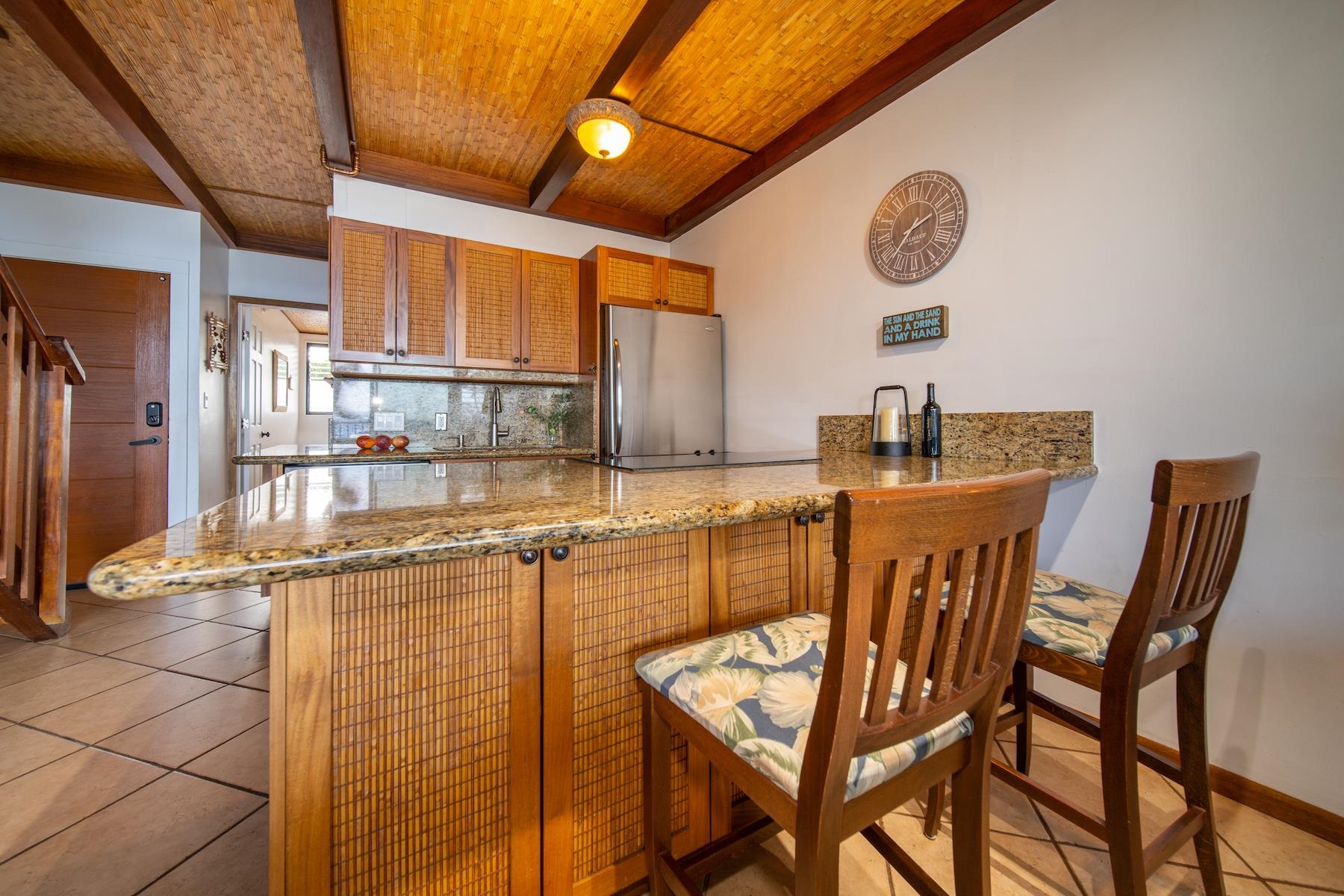 3975 Lower Honoapiilani Road, Unit 212 Lahaina, HI 96761 - Photo 3 of 29 Gallery Image 3