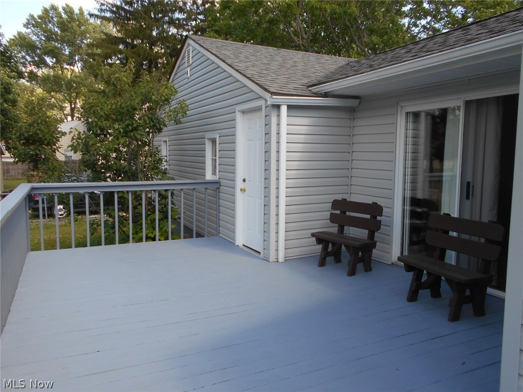 3281 Shellhart Road Norton, OH 44203 - Photo 22 of 23 Great deck for entertaining or enjoying quiet summer evenings.