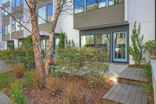 $679,999 | 979 Eames Walk, West Sacramento, CA 95691