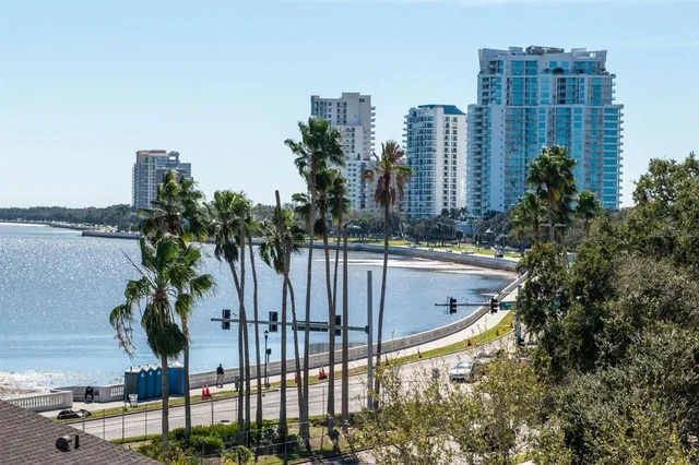 $2,049,900 | 2810 West Barcelona Street, Tampa, FL 33629