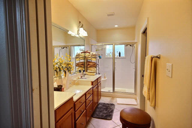 245 Hemingway Loop Foley, AL 36535 - Photo 9 of 21 Master Bathroom
