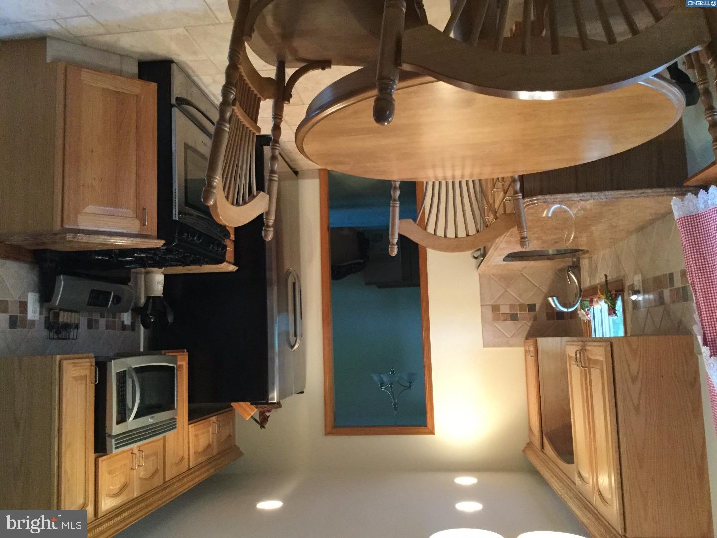 224 Farmington Road Delran, NJ 08075 - Photo 7 of 25 Kitchen