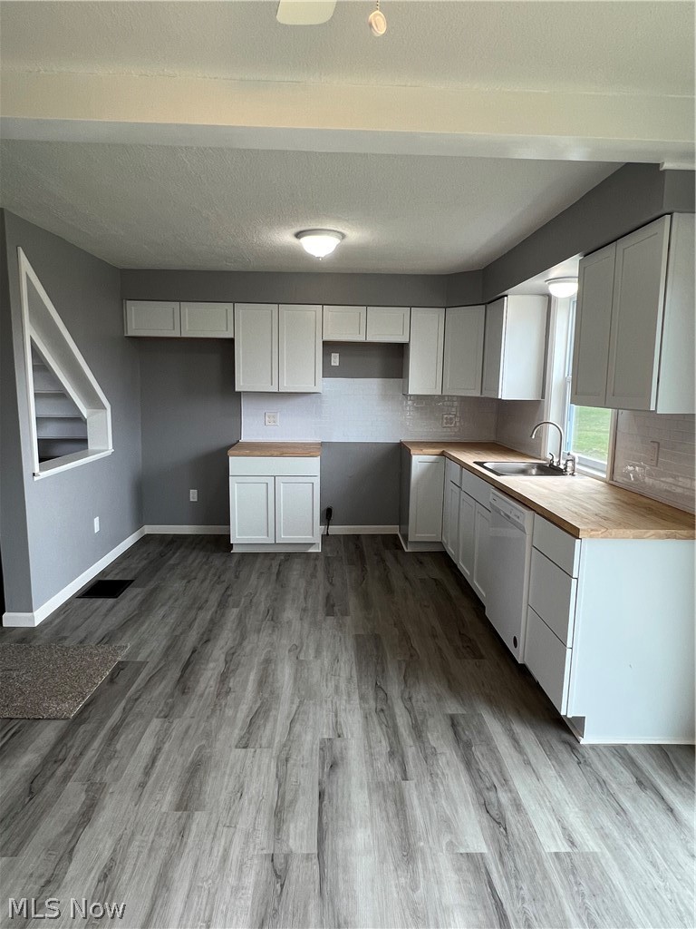 3749 Mann Road Ashtabula, OH 44004 - Photo 2 of 34 Entire brand new eat-in kitchen with sliders to the new rear deck. 18 x 10.