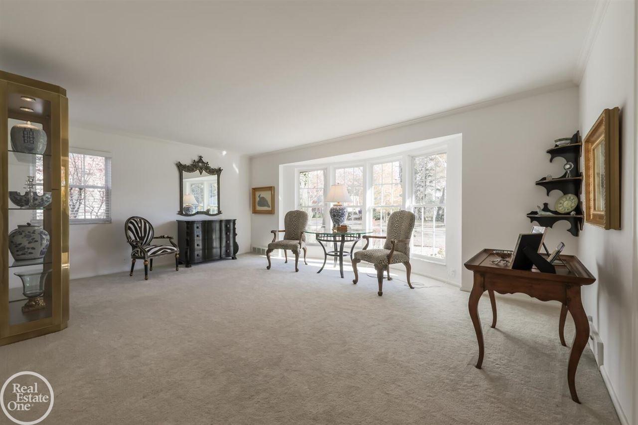 511 Shelden Road Grosse Pointe, MI 48236 - Photo 27 of 51 50061862-26.JPG