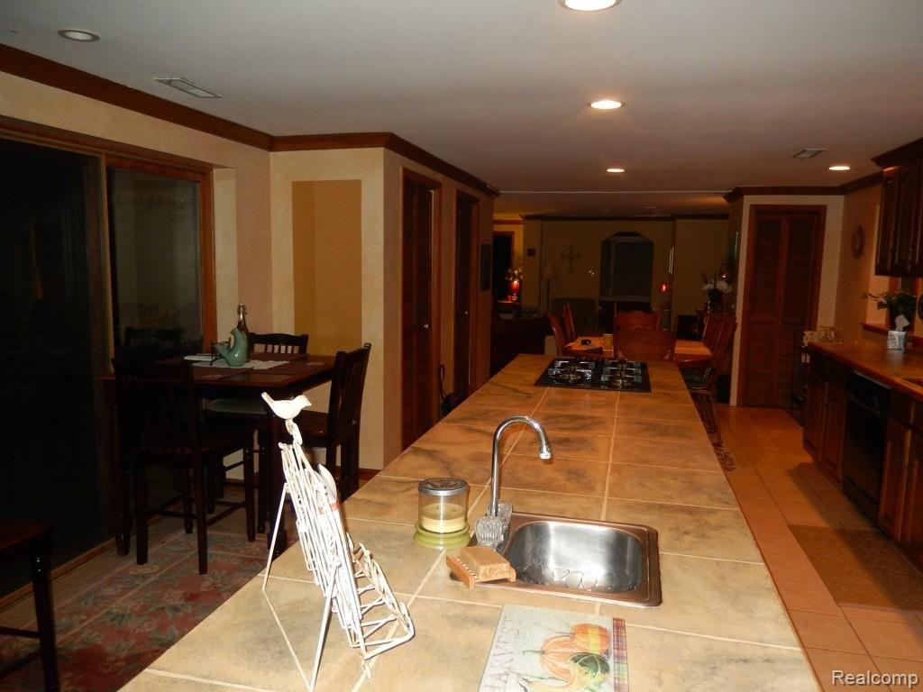 1225 Seville Road Rochester, MI 48309 - Photo 13 of 14 Berg Home SevilleHome 034.jpg