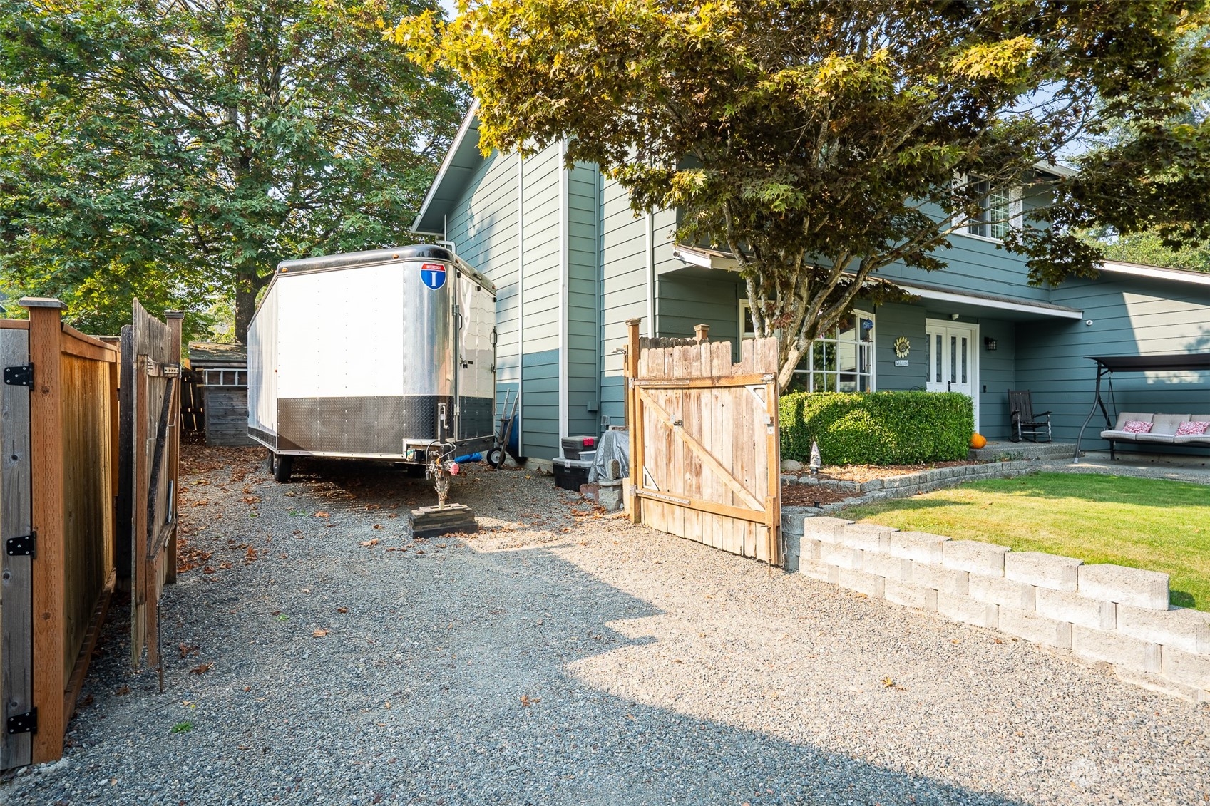 18531 132nd Place Southeast Renton, WA 98058 - Photo 8 of 40 Gallery Image 8