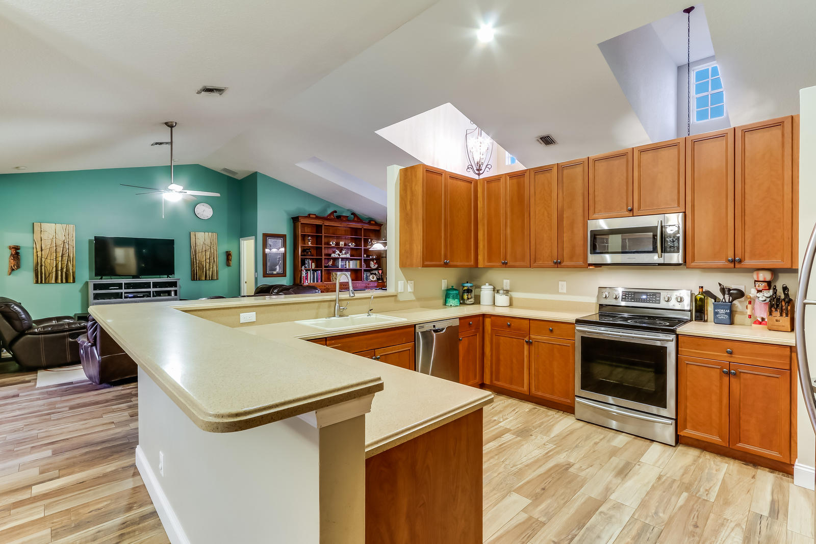 7955 Grapeview Boulevard Loxahatchee, FL 33470 - Photo 12 of 40 Kitchen