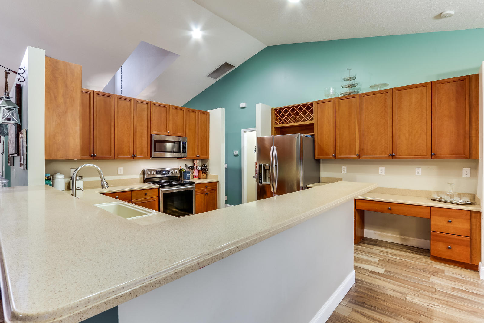 7955 Grapeview Boulevard Loxahatchee, FL 33470 - Photo 13 of 40 Kitchen