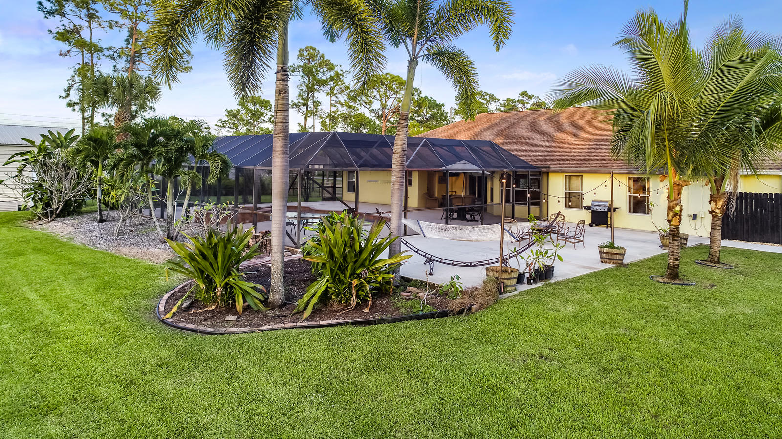 7955 Grapeview Boulevard Loxahatchee, FL 33470 - Photo 27 of 40 Back Yard