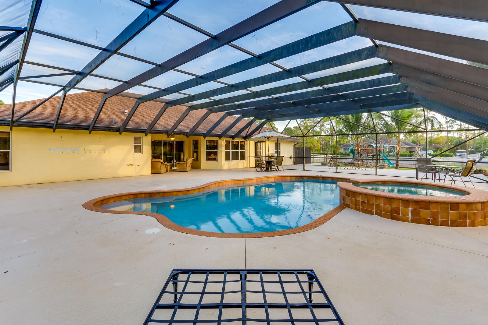 7955 Grapeview Boulevard Loxahatchee, FL 33470 - Photo 31 of 40 Pool