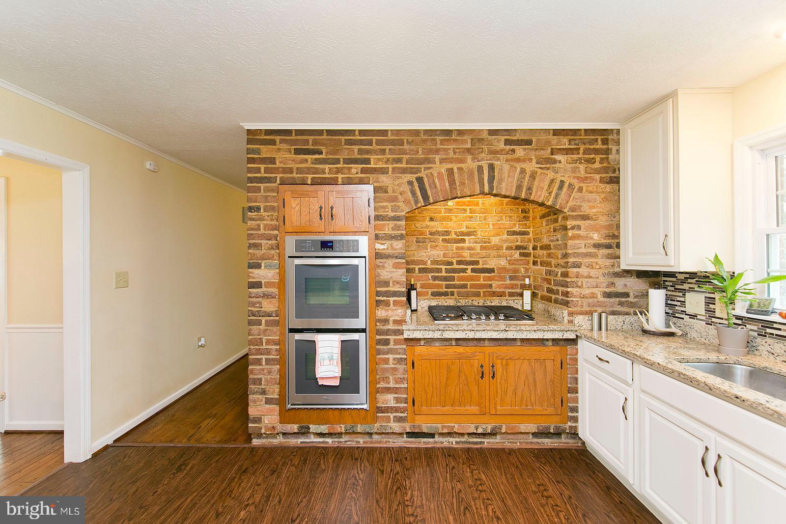 2521 Jones Road Winchester, VA 22602 - Photo 14 of 56 Feels like a gourmet kitchen