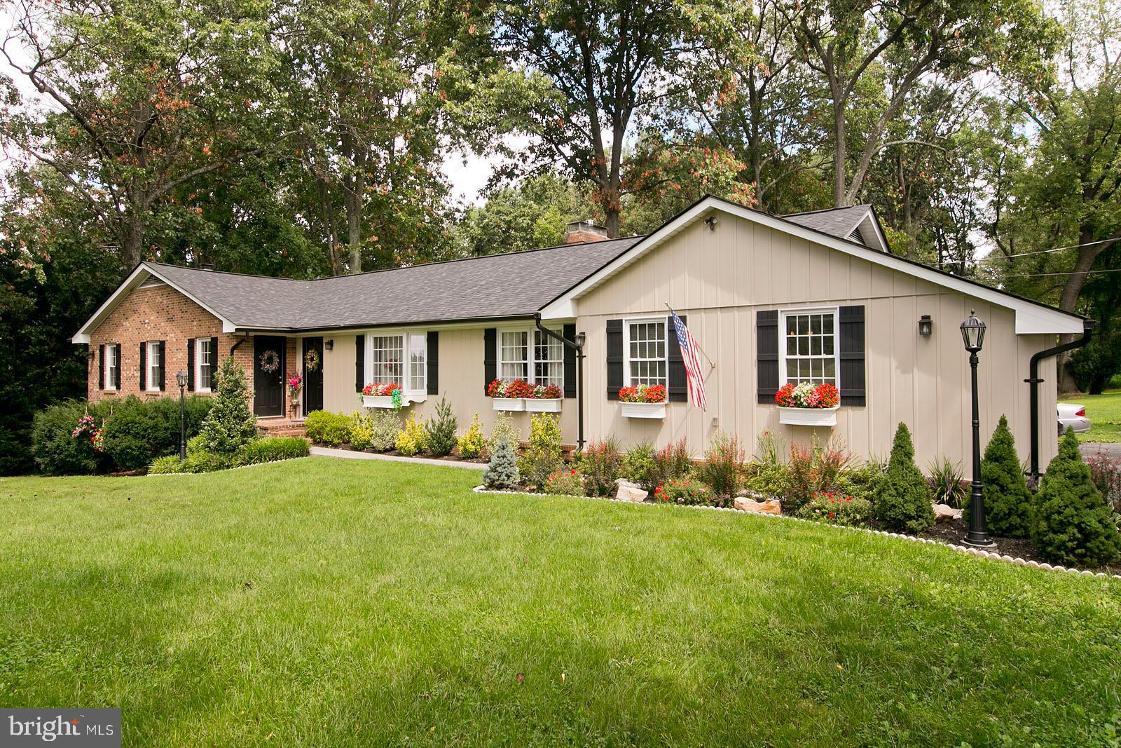 2521 Jones Road Winchester, VA 22602 - Photo 3 of 56 Exterior lighting and landscaping