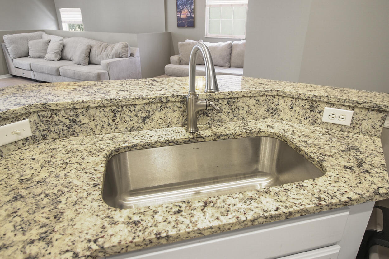 110 Lighthouse Circle, Unit H Tequesta, FL 33469 - Photo 23 of 40 IMG_0903