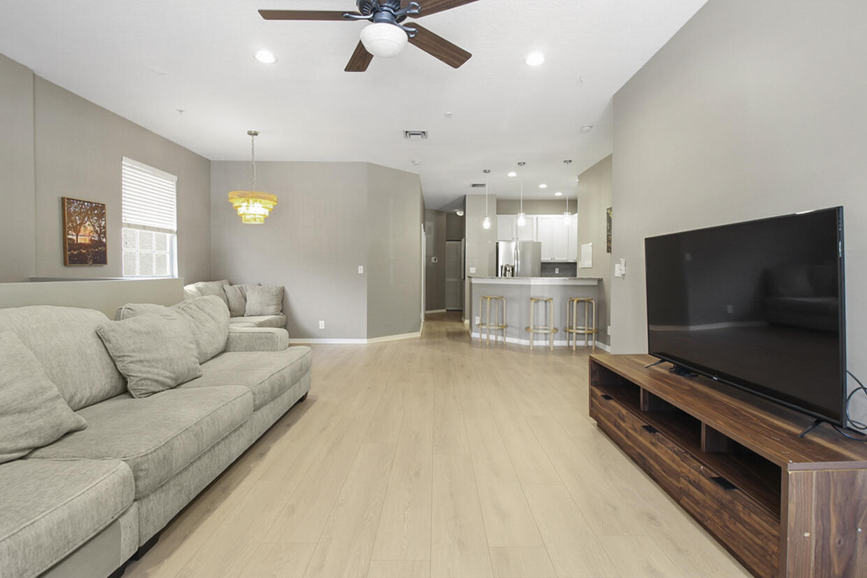 110 Lighthouse Circle, Unit H Tequesta, FL 33469 - Photo 31 of 40 IMG_0867