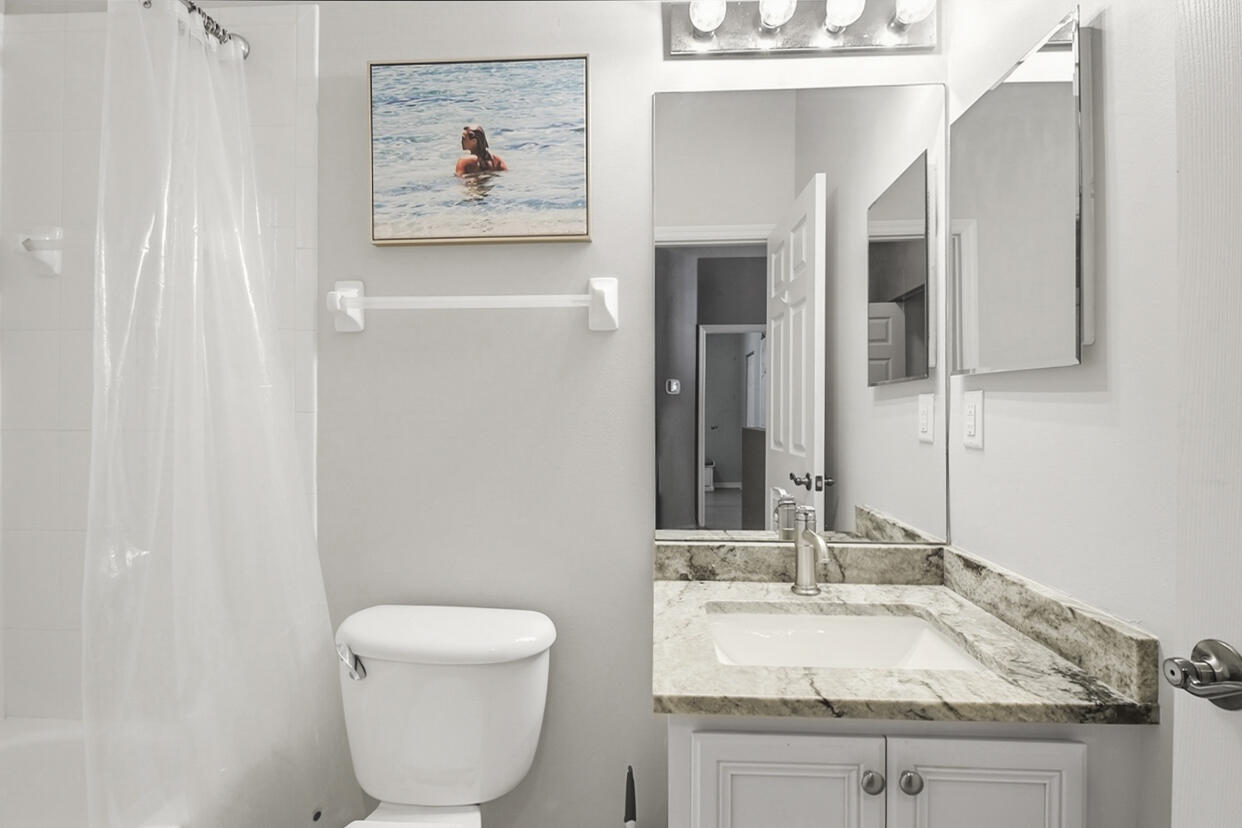 110 Lighthouse Circle, Unit H Tequesta, FL 33469 - Photo 38 of 40 IMG_0919