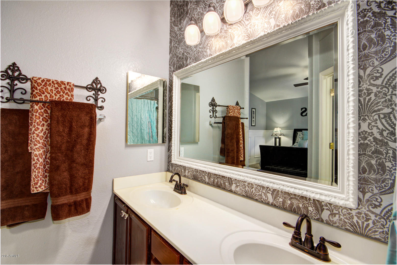 717 North Joshua Tree Lane Gilbert, AZ 85234 - Photo 21 of 35 Joshua Tree (24)