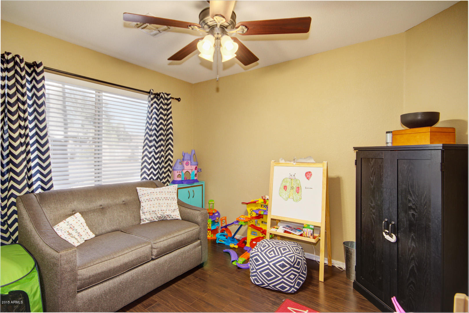 717 North Joshua Tree Lane Gilbert, AZ 85234 - Photo 10 of 35 Joshua Tree (13)