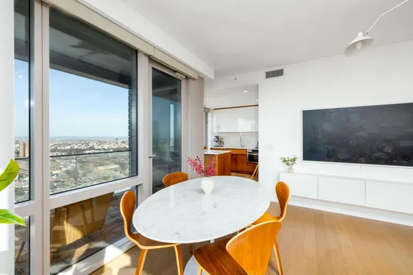 $1,600,000 | 75 Park Lane South, Unit 3507, Jersey City, NJ 07310