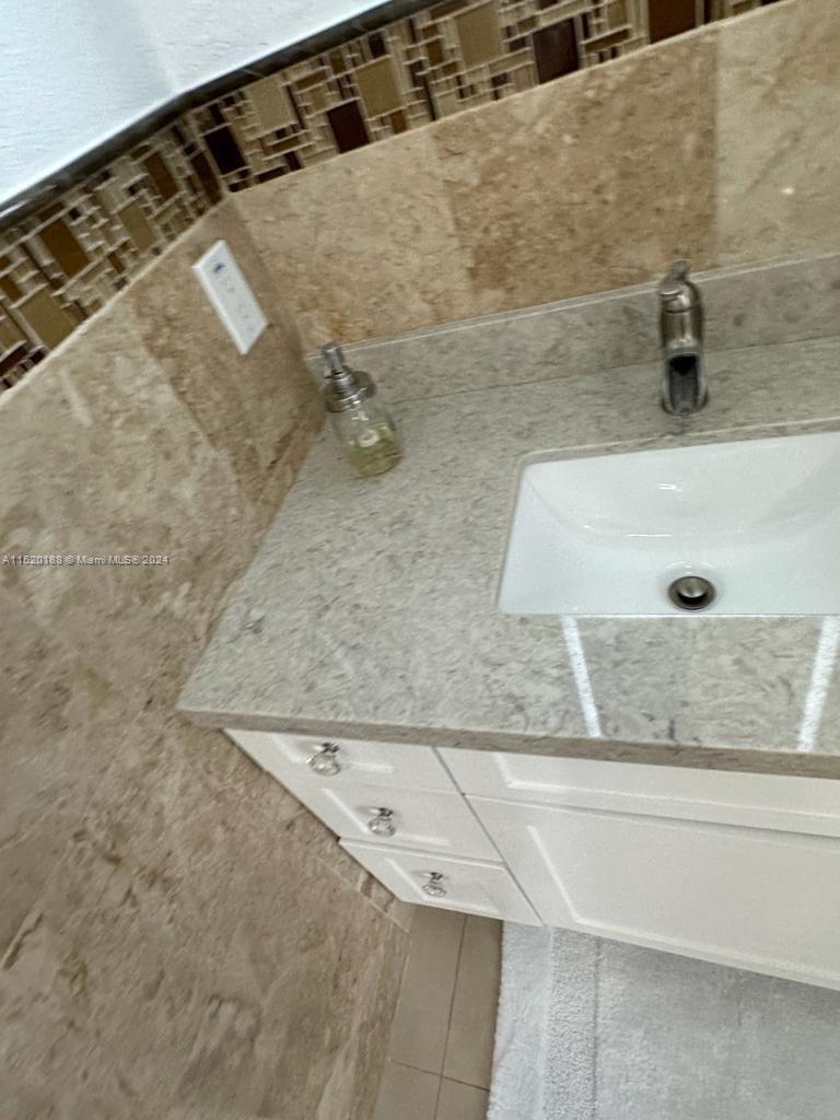 13430 Southwest 192nd Street Miami, FL 33177 - Photo 22 of 37