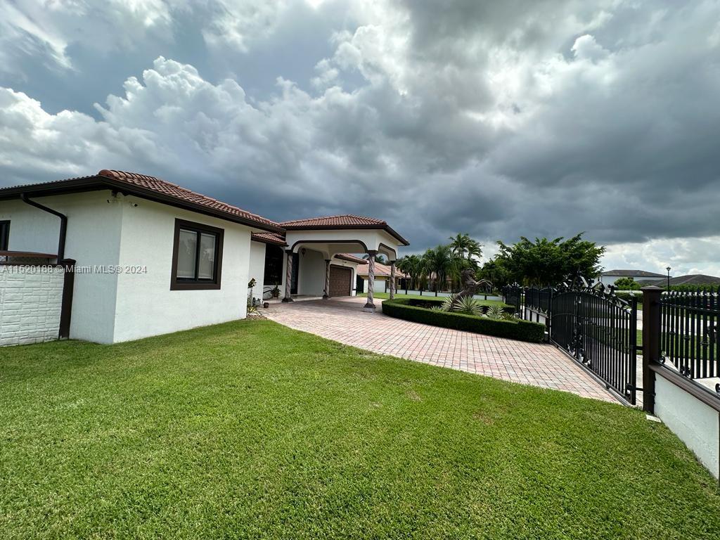 13430 Southwest 192nd Street Miami, FL 33177 - Photo 10 of 37