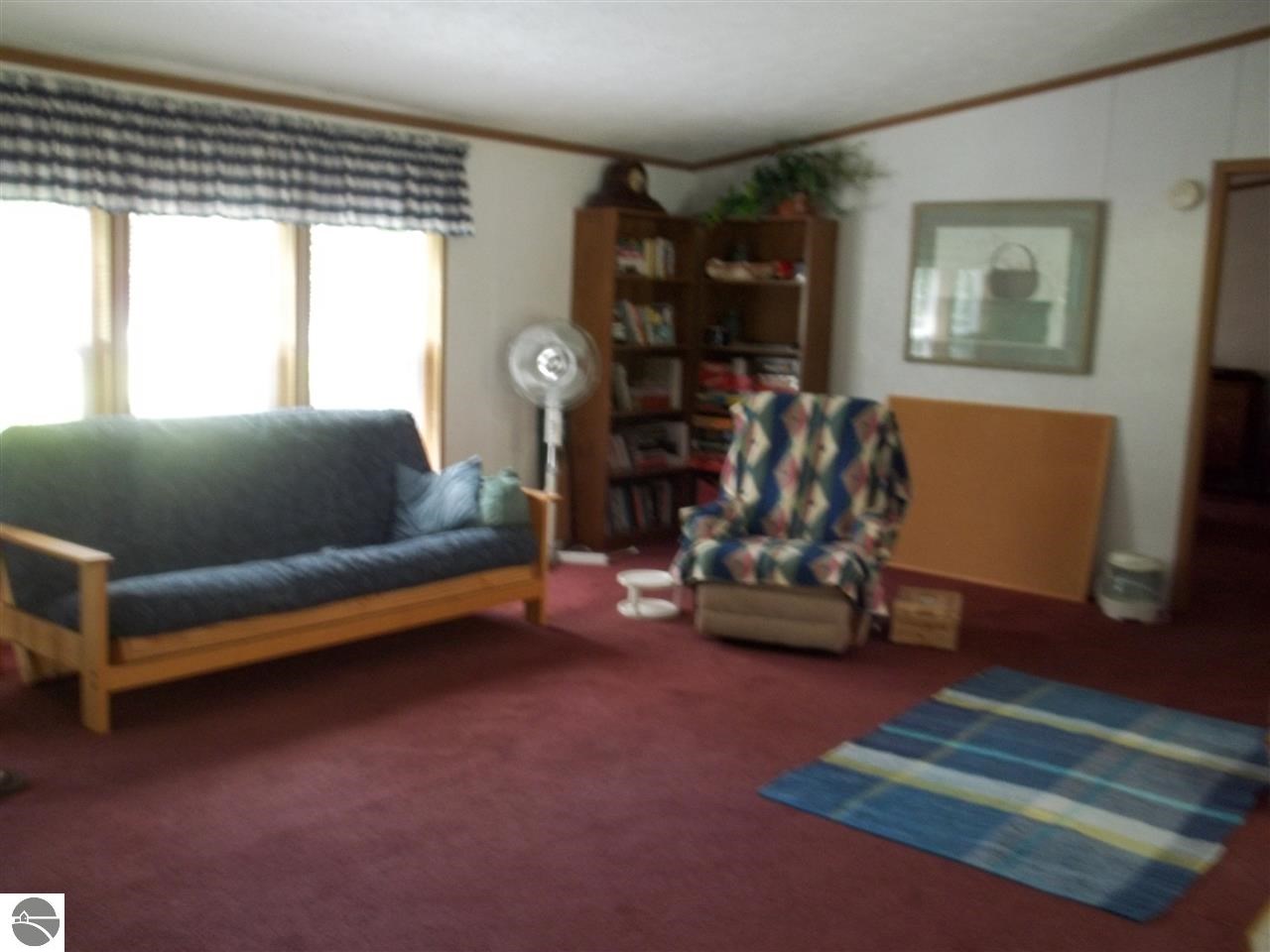741 Laird Lake Road Hale, MI 48739 - Photo 5 of 13 1788359-4.JPG
