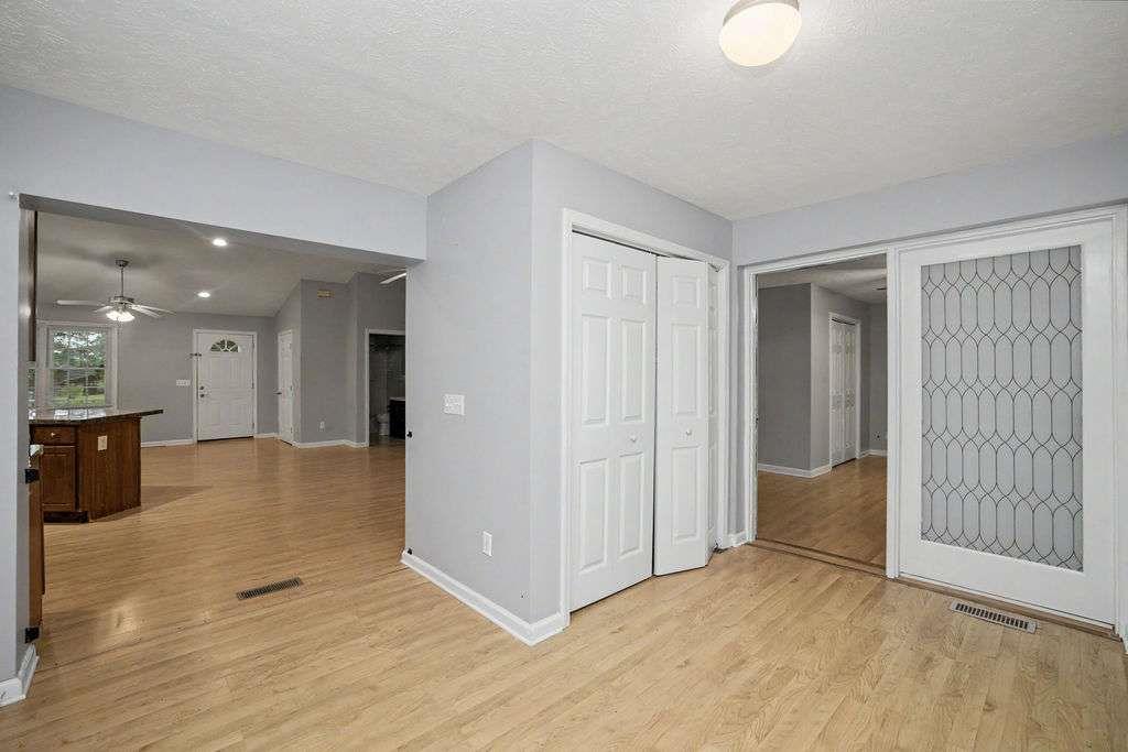 413 Old Newnan Road Carrollton, GA 30117 - Photo 13 of 21