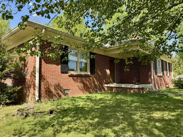 $400,000 | 113 6th Avenue, Columbia, TN 38401