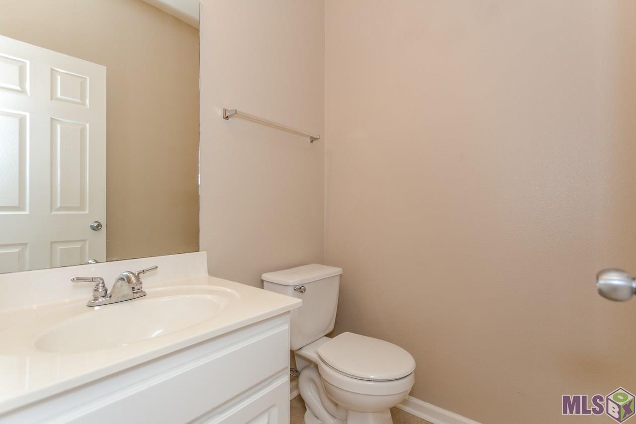 10015 Chestnut Drive Baton Rouge, LA 70809 - Photo 12 of 27 Gallery Image 12