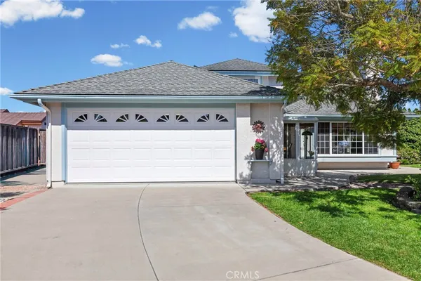 a front view of house with yard