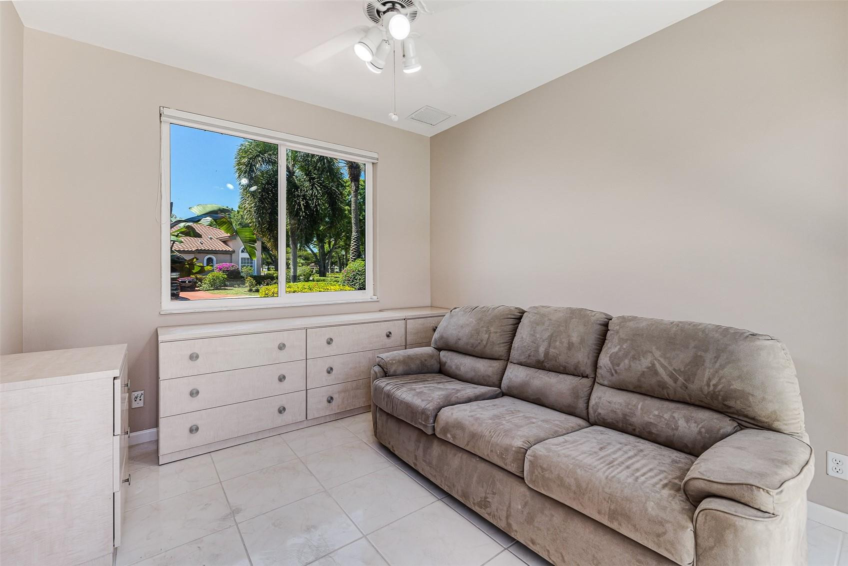 2318 Northwest 25th Way Boca Raton, FL 33434 - Photo 13 of 75 Photo 13