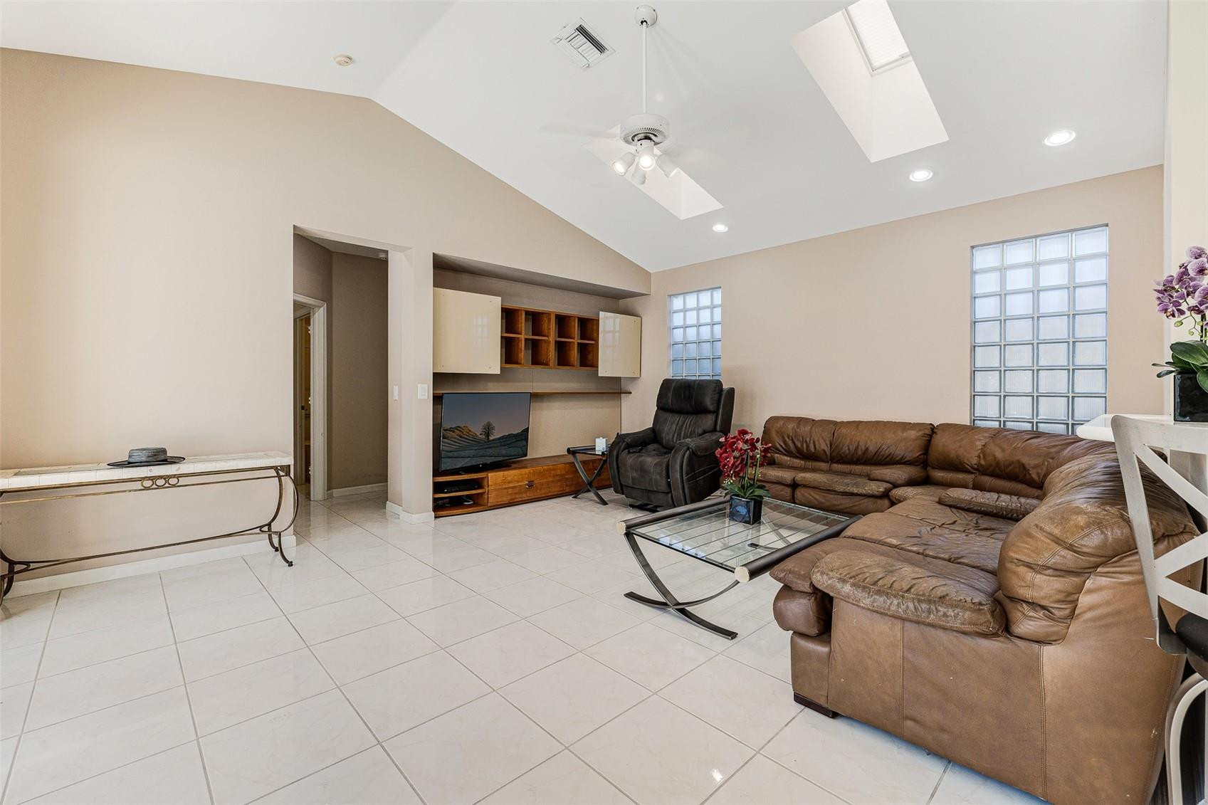 2318 Northwest 25th Way Boca Raton, FL 33434 - Photo 34 of 75 Photo 34