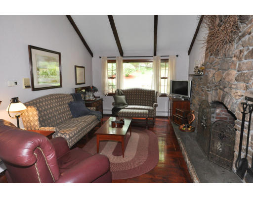 36 Fiske Mill Road Upton, MA 01568 - Photo 10 of 30 Gallery Image 10