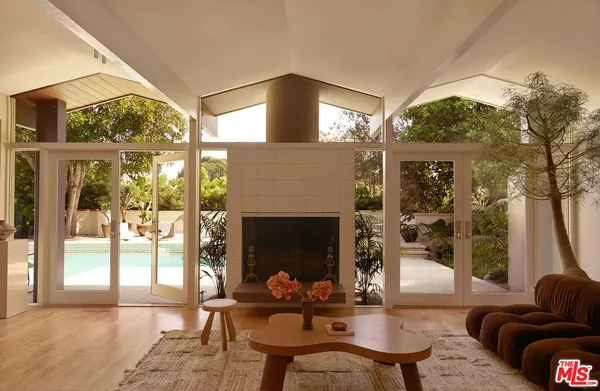 $4,995,000 | 3112 Chandelle Road, Los Angeles, CA 90046