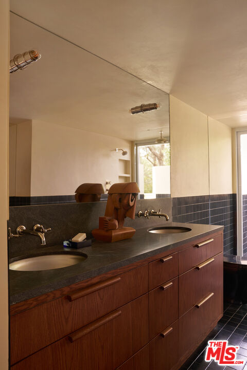 3112 Chandelle Road Los Angeles, CA 90046 - Photo 27 of 42