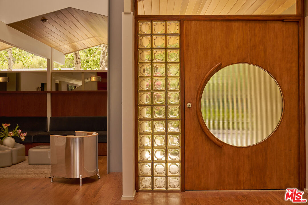 3112 Chandelle Road Los Angeles, CA 90046 - Photo 3 of 42