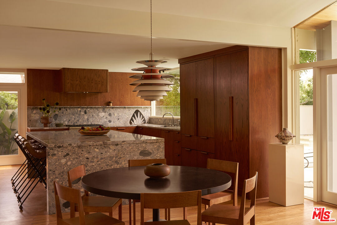 3112 Chandelle Road Los Angeles, CA 90046 - Photo 9 of 42