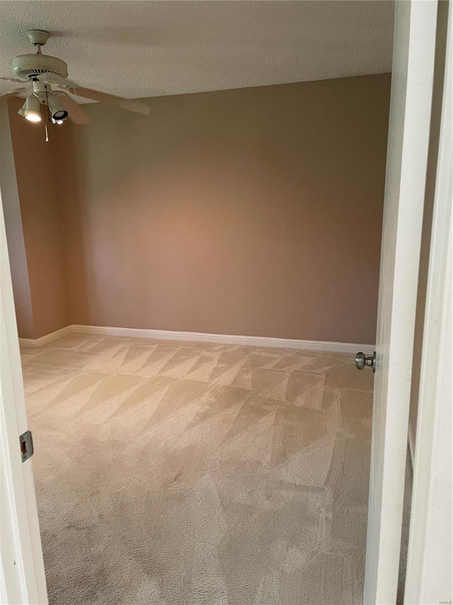 987 Claygate Court Ballwin, MO 63021 - Photo 8 of 28 Gallery Image 8