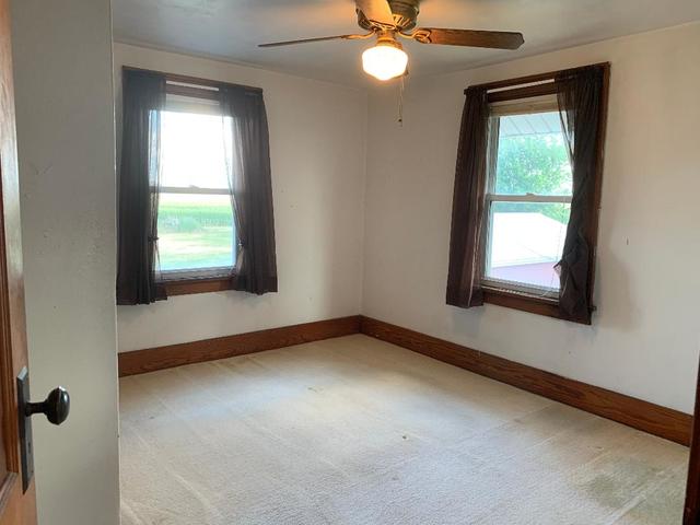 773 Sterling Road Dixon, IL 61021 - Photo 8 of 18 an empty room with a window