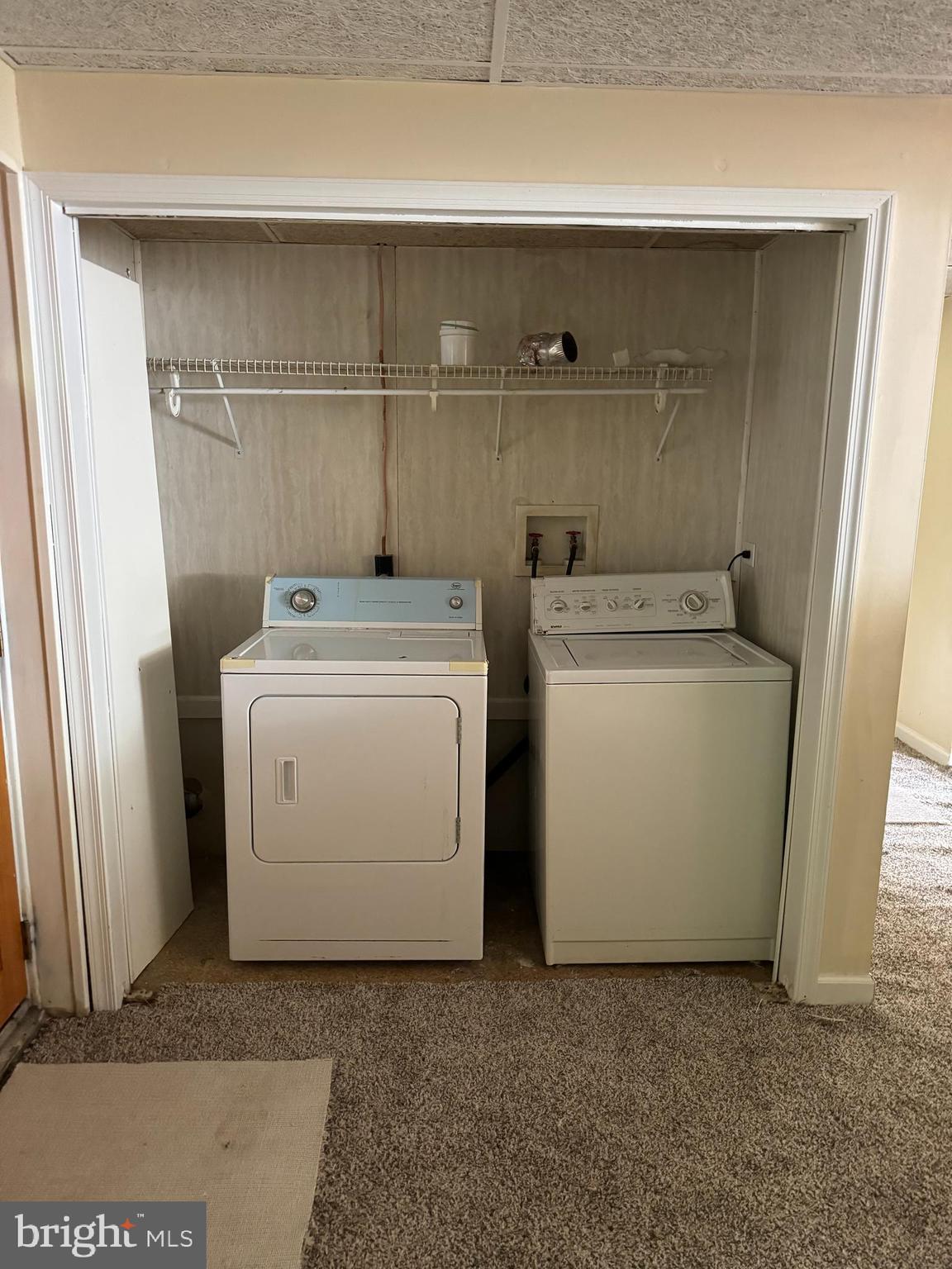 9401 Cheltenham Avenue Clinton, MD 20735 - Photo 10 of 16 a utility room with dryer and washer