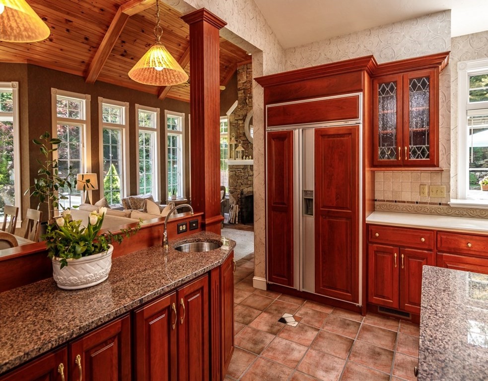 4 Gable Ridge Road Westborough, MA 01581 - Photo 12 of 42 Gallery Image 12
