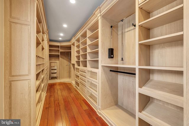 $2,800,000 | 7247 Addington Drive, McLean, VA 22101